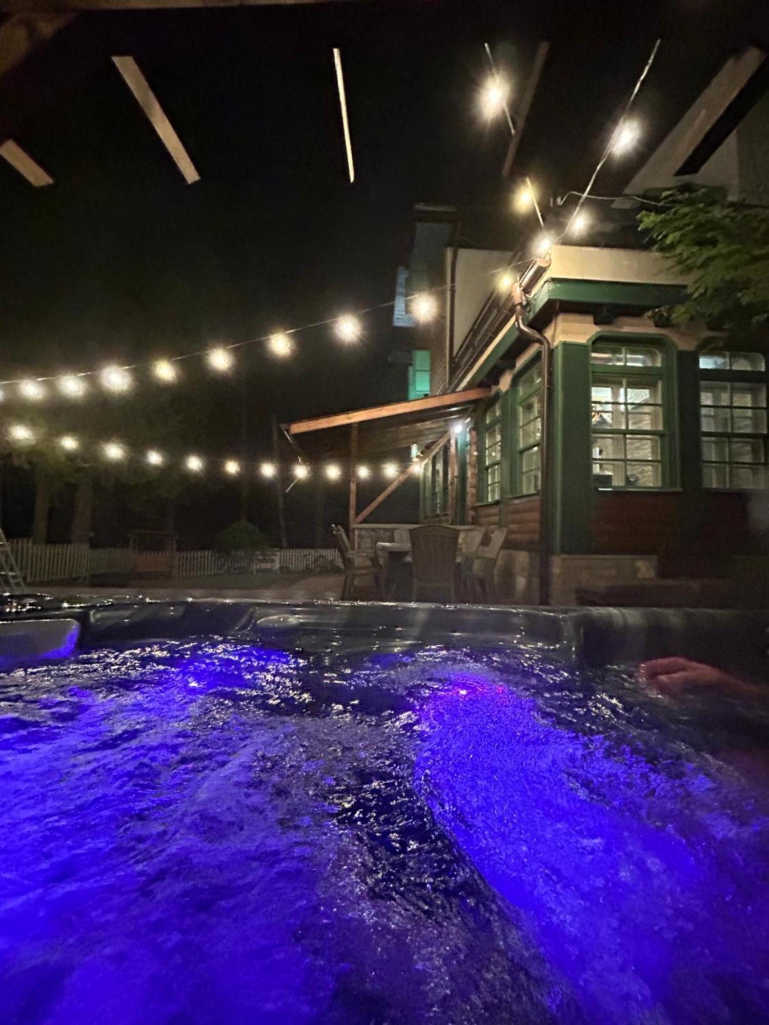 Villa Adis With Hot Pool & Jacuzzi By Bookvillabg Borowez Exterior foto